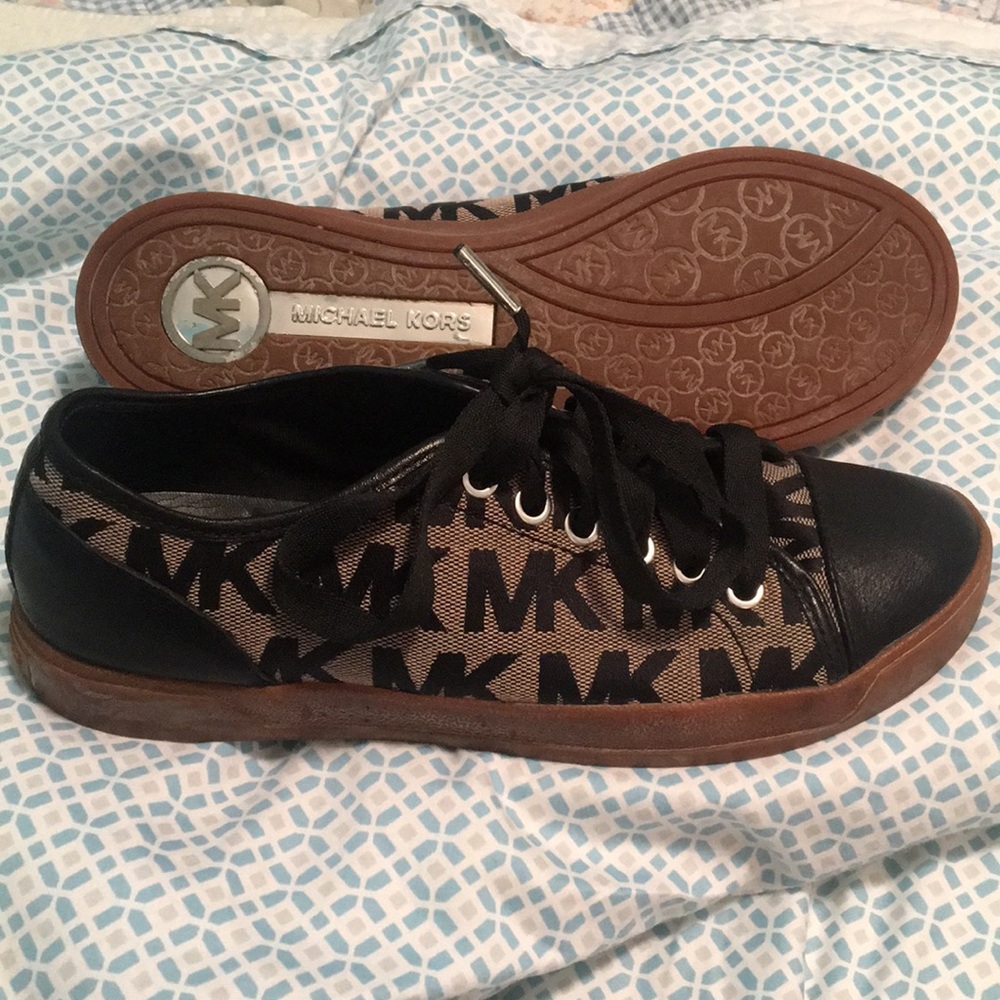 Michael Kors sneakers - Picture 1 of 3